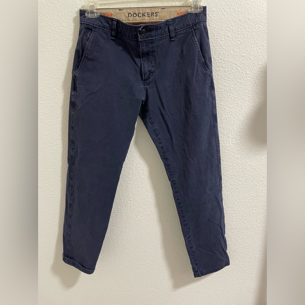 Dockers Men's Dark Blue Chinos